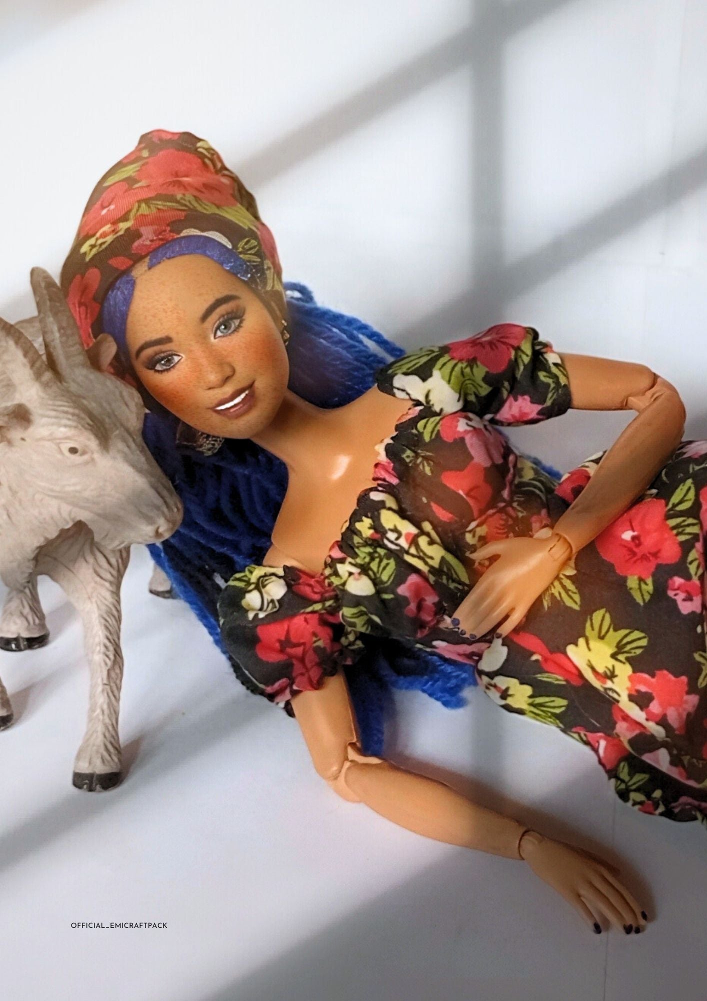 Cottage milkmaid dress| Sewing Pattern for 11” Fashion Dolls